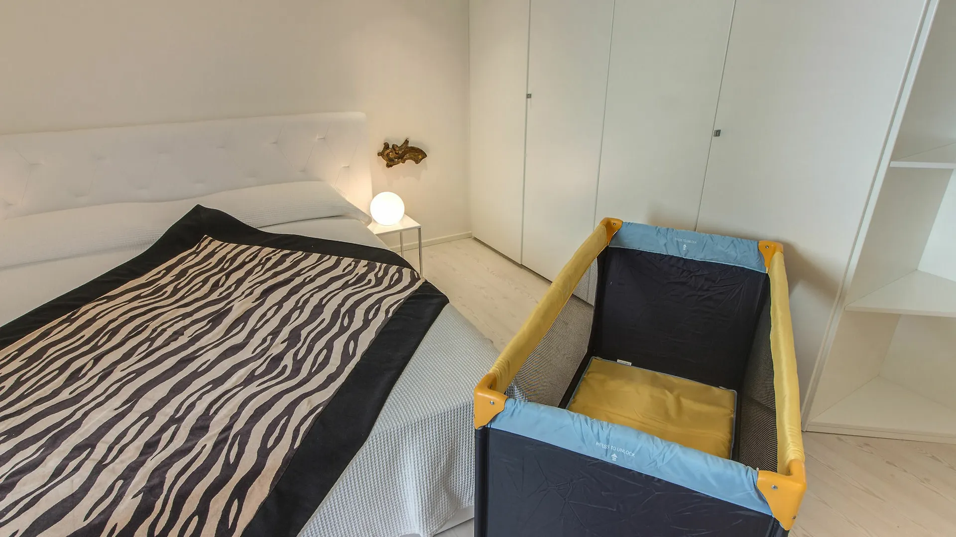 Ve.N.I.Ce. Cera Casa Del Giglio Apartment Venice