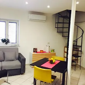 https://napoli-sotterranea-apartment.hotels-amalfi.com